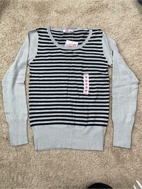 BONGO Striped Crewneck Sweater - Light Gray & Black